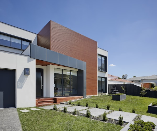 Trilocale liberty con parquet originale nel quartiere Brera, Milano